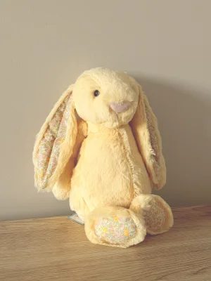 Blossom Lemon Bunny - Medium Jellycat | Jelly Journal