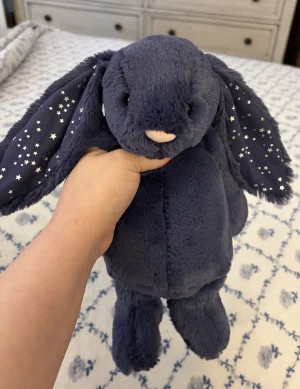 Bashful Stardust Bunny - Medium Jellycat | Jelly Journal
