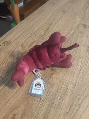 A photo of Love-Me Lobster Jellycat taken by CharlieP