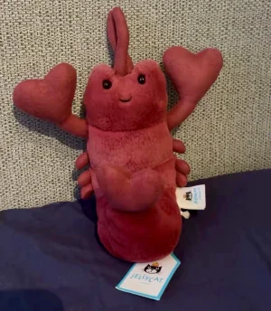 Love-Me Lobster Jellycat photo