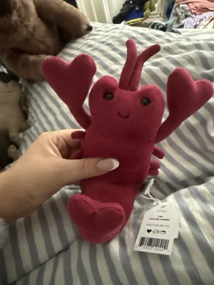 Love-Me Lobster Jellycat photo