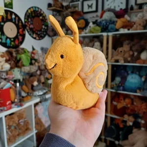Sandy Snail Jellycat photo