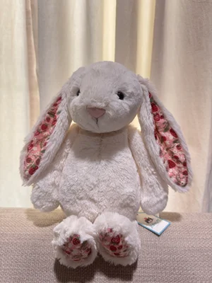 Blossom Cream Bunny 'Berry' - Medium Jellycat photo