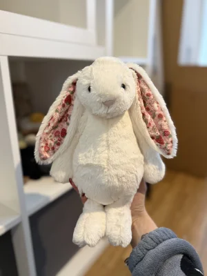 Blossom Cream Bunny 'Berry' - Medium Jellycat | Jelly Journal