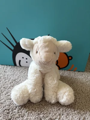Smudge Lamb Jellycat photo