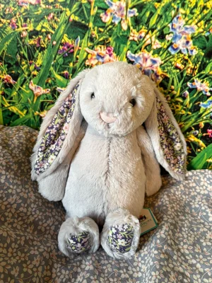 Blossom Silver Bunny 'Bloom' - Medium Jellycat | Jelly Journal