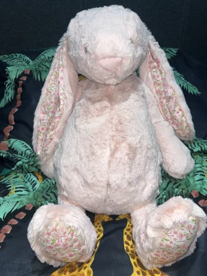 Blossom Blush Bunny 'Cherry' - Medium Jellycat photo uploaded by BeFf_03