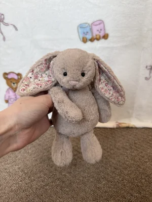 Blossom Bea Beige Bunny - Small Jellycat | Jelly Journal