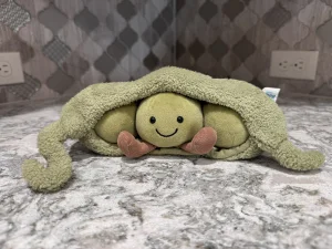 Amuseables Pea in a Pod Jellycat photo