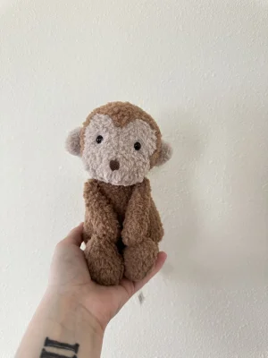 A photo of Tumbletuft Monkey Jellycat taken by JodysJellies