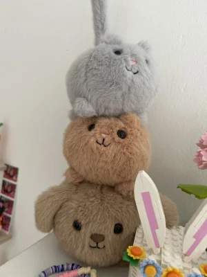 Caboodle Puppy Jellycat photo