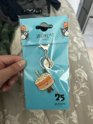 Amuseables Jellina Birthday Cake Keyring Jellycat photo uploaded by averyd2003
