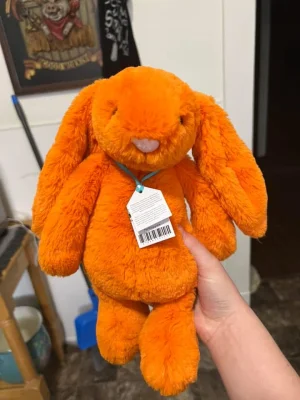  Bashful Luxe Amberley Bunnyうさぎ Bashful Luxe Amberley Bunny - Official Jellycat