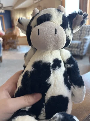 Bashful Calf - Medium Jellycat photo