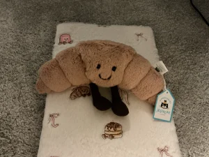 Amuseables Croissant - Small Jellycat photo