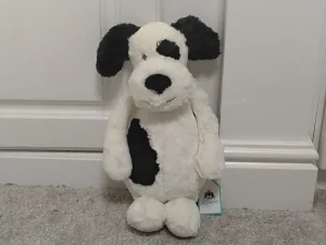 Bashful Black & Cream Puppy - Medium Jellycat | Jelly Journal