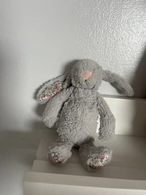 Blossom Silver Bunny - Small Jellycat | Jelly Journal