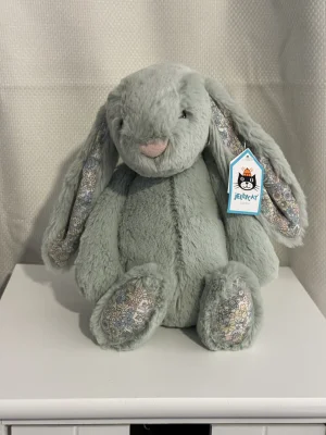 Blossom Sage Bunny - Medium Jellycat | Jelly Journal