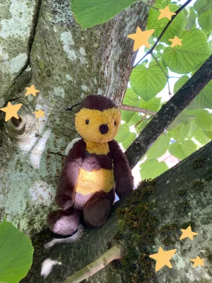 A photo of Bashful Bee Jellycat taken by Thelittlejellyclub