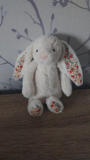 Blossom Cream Bunny - Small Jellycat | Jelly Journal
