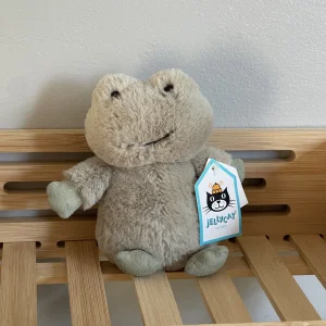 A photo of Nippit Frog Jellycat taken by charlotteriddettepage