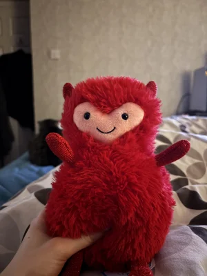 Hugg McSnugg Jellycat photo