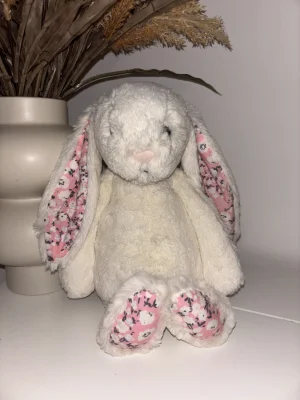Blossom Cherry Bunny - Medium Jellycat photo uploaded by JellyBelly_HV