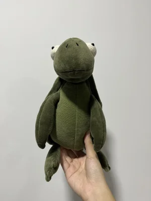 A photo of Tommy Turtle Jellycat taken by slurp
