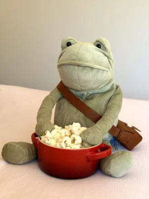 A photo of Fergus Frog - Medium Jellycat taken by jellycatangel
