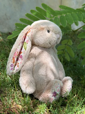 Blossom Beige Bunny 'Petal' - Small Jellycat | Jelly Journal