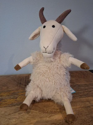 Ginny Goat Jellycat | Jelly Journal