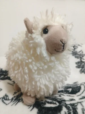 Rolbie Sheep Cream - Small Jellycat photo