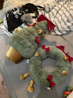 Amuseables Decorated Christmas Wreath Jellycat photo
