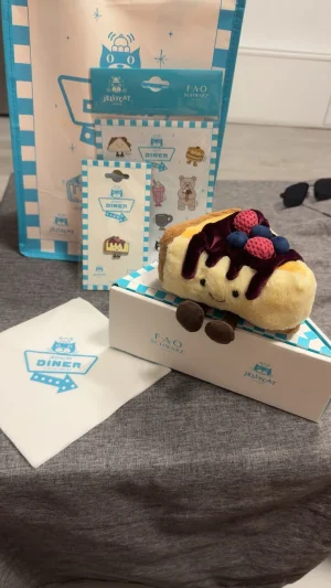 Amuseables Crember Cheesecake 🇺🇸 Jellycat | Jelly Journal