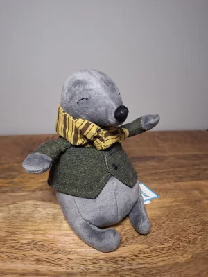 A photo of Riverside Rambler Mole Jellycat taken by Sofie