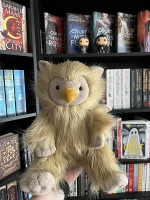A photo of Gus Gryphon Jellycat taken by Stuffiewanderlust