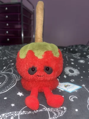 Amuseables Toffee Apple Jellycat photo