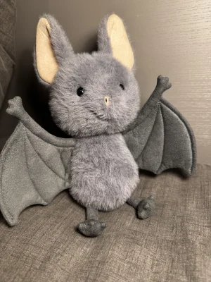 Broox Bat Jellycat photo