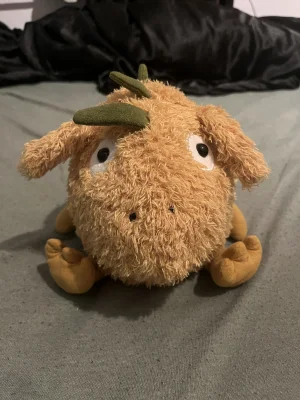 A photo of Jubjub Yonnie Jellycat taken by Clqrxx
