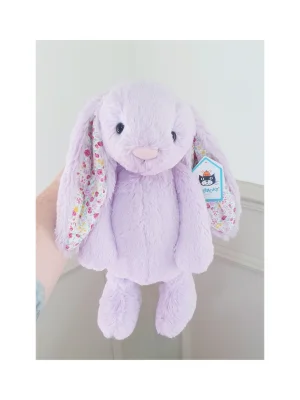 A photo of Blossom Jasmine Bunny - Medium Jellycat taken by Sares_jellycats