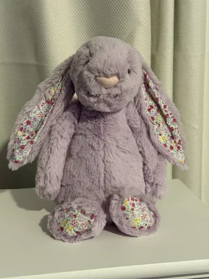 Blossom Jasmine Bunny - Medium Jellycat | Jelly Journal