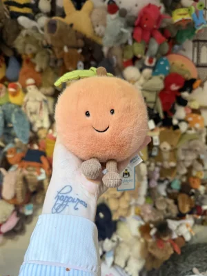 A photo of Amuseable Peach Jellycat taken by Lollysjellycats