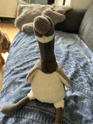 Gertrude Canada Goose Jellycat photo