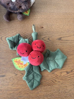 Amuseable Holly Jellycat photo uploaded by the_jelly_jungle