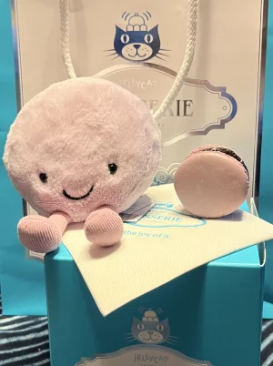 Amuseables May Macaron Jellycat photo