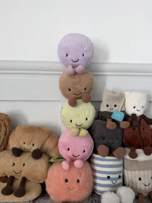 Amuseables May Macaron Jellycat photo
