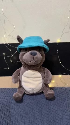 A photo of Raver Dog Jellycat taken by bronzieandthejellies