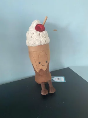 ぬいぐるみ  Amuseables Chocolate Milkshake Jellycat Amuseables Marin Chocolate Milkshake 100