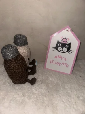 A photo of Amuseables Rocksy Salt & Miller Pepper Jellycat taken by amysjellys
