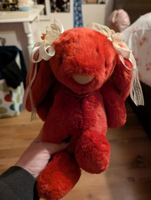 Bashful Luxe Bunny Scarlett Jellycat | Jelly Journal